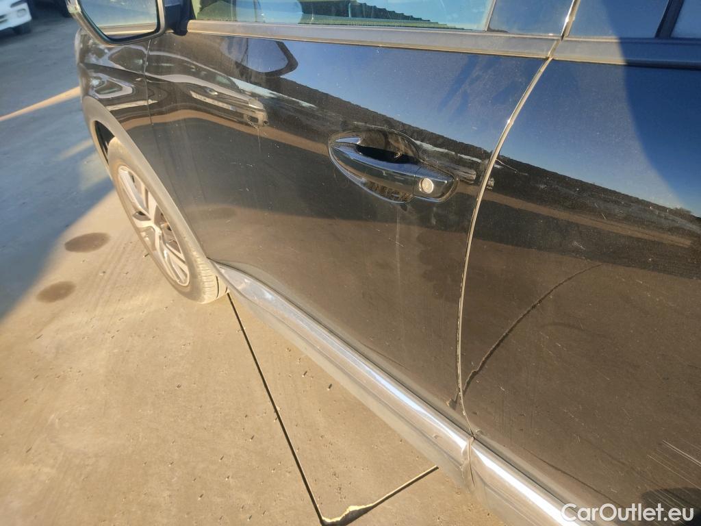  Peugeot  3008 PEUGEOT  / 2020 / 5P / todoterreno 1.5 BlueHDi 96kW S&S Allure Pack EAT8 #9