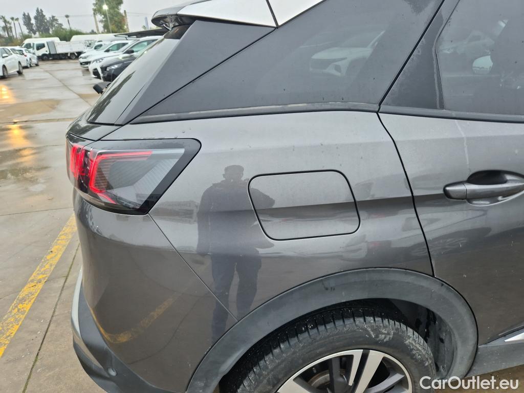  Peugeot  3008 PEUGEOT  / 2020 / 5P / todoterreno 1.5 BlueHDi 96kW (130CV) S&S Allure EAT8 #30