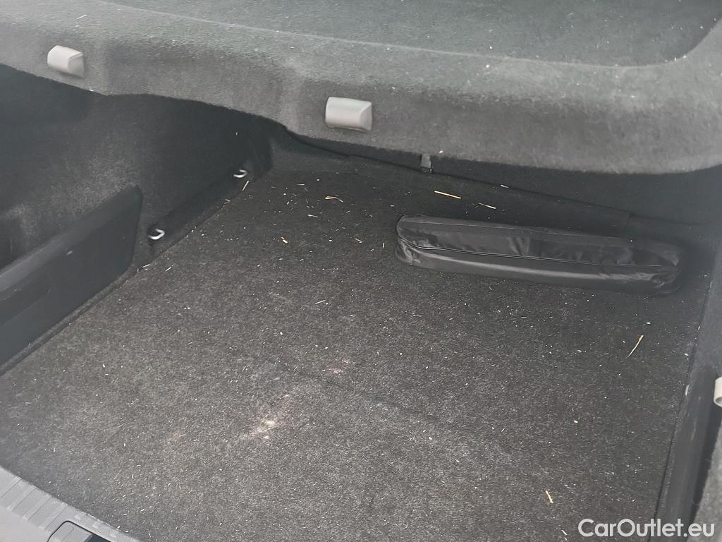  Skoda  Octavia SKODA  / 2020 / 5P / berlina con portón 2.0 TDI 85kW (115 CV) Manual Ambition #17