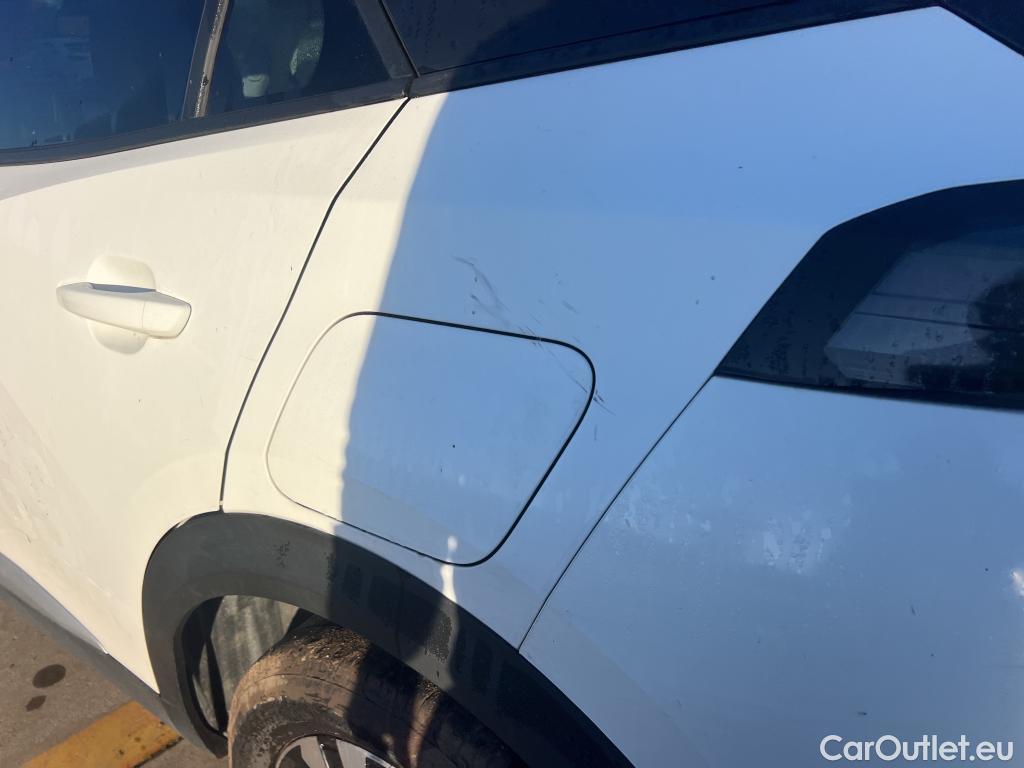  Peugeot  2008 PEUGEOT  / 2019 / 5P / todoterreno Allure BlueHDI 81kW (110CV) #12