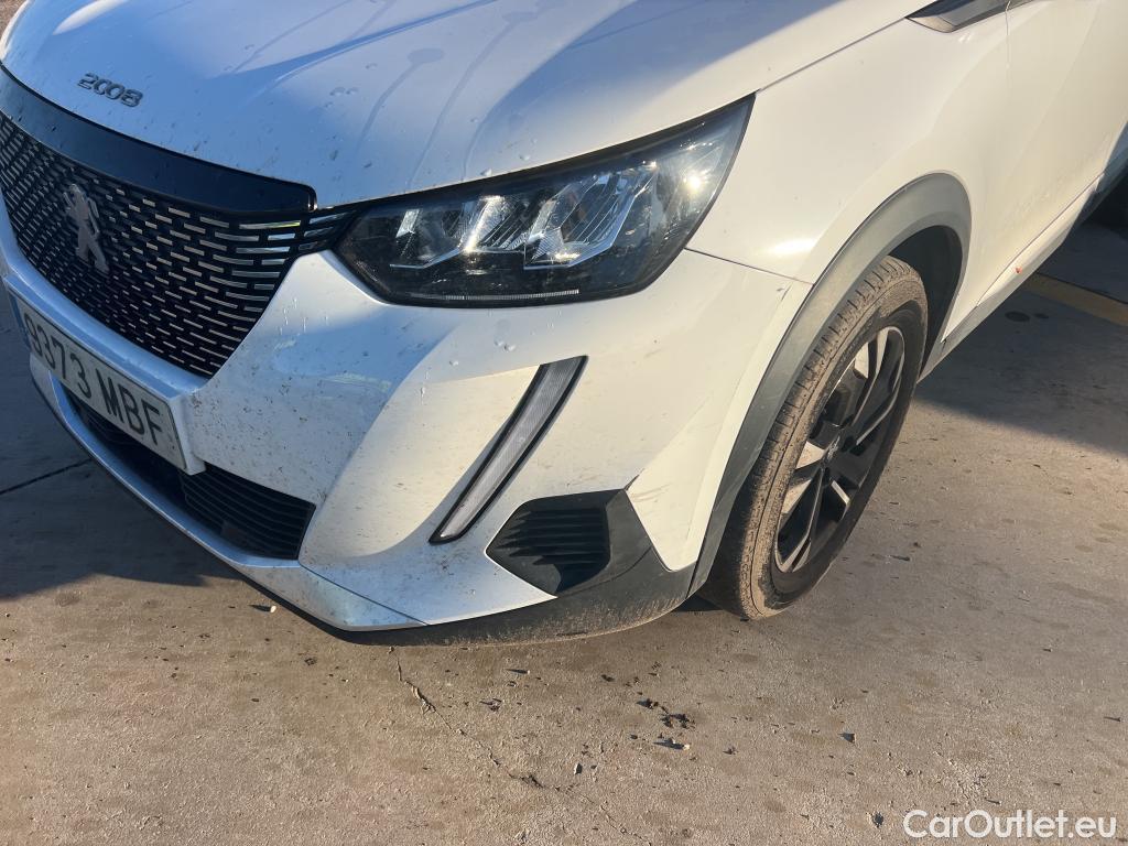  Peugeot  2008 PEUGEOT  / 2019 / 5P / todoterreno Allure BlueHDI 81kW (110CV) #14
