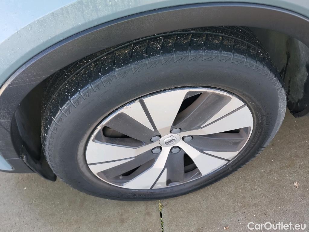  Volvo  XC 40 VOLVO XC40 / 2021 / 5P / todoterreno 1.5 T4 Recharge PHEV Core Auto #3