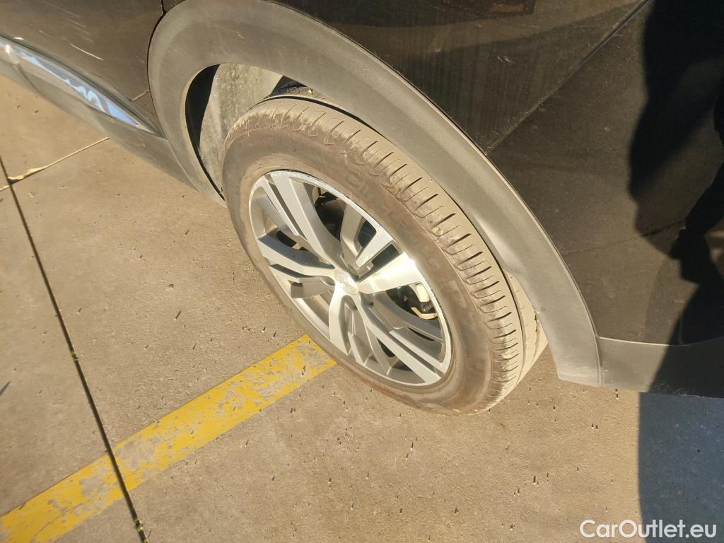  Peugeot  3008 PEUGEOT  / 2020 / 5P / todoterreno 1.5 BlueHDi 96kW S&S Allure Pack EAT8 #3