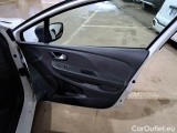  Renault  Clio RENAULT  / 2016 / 5P / BERLINA VAN ENERGY 1.5 DCI 75 #140