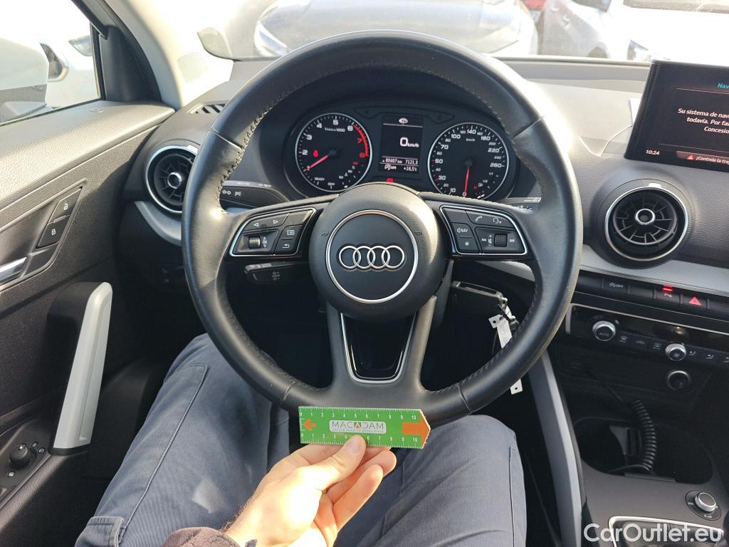  Audi  Q2 AUDI  / 2016 / 5P / todoterreno Design 30 TFSI 85kW (116CV) #9