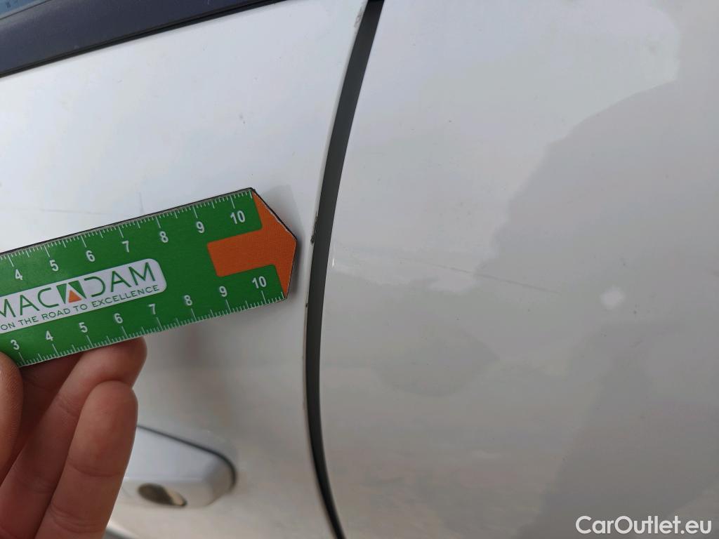  Citroen  C3 CITROEN  / 2020 / 5P / berlina con portón BlueHDi 75KW (100CV) S&S Feel Pack #6