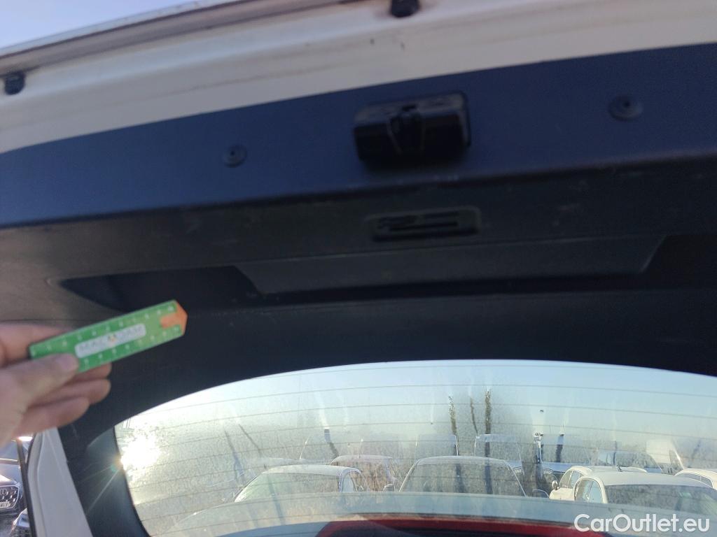  KIA  Cee'd KIA Ceed / 2018 / 5P / berlina con portón 1.0 T-GDi 88kW (120CV) Concept #4