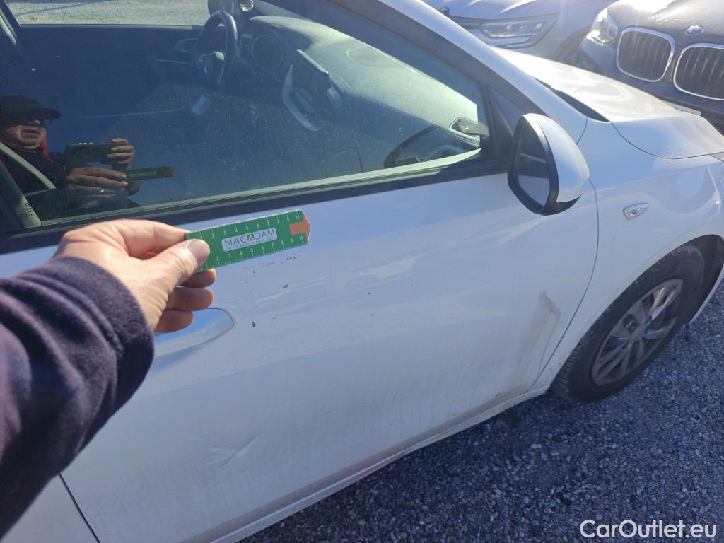  KIA  Cee'd KIA Ceed / 2018 / 5P / berlina con portón 1.0 T-GDi 88kW (120CV) Concept #5