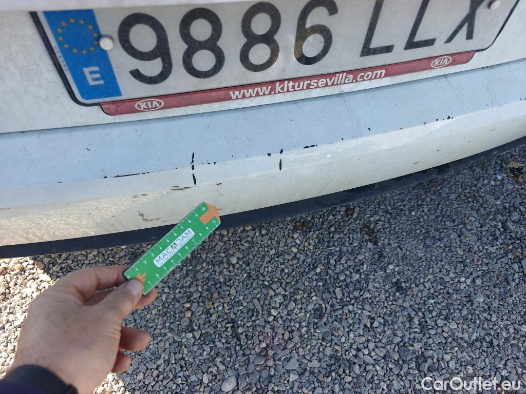  KIA  Cee'd KIA Ceed / 2018 / 5P / berlina con portón 1.0 T-GDi 88kW (120CV) Concept #30