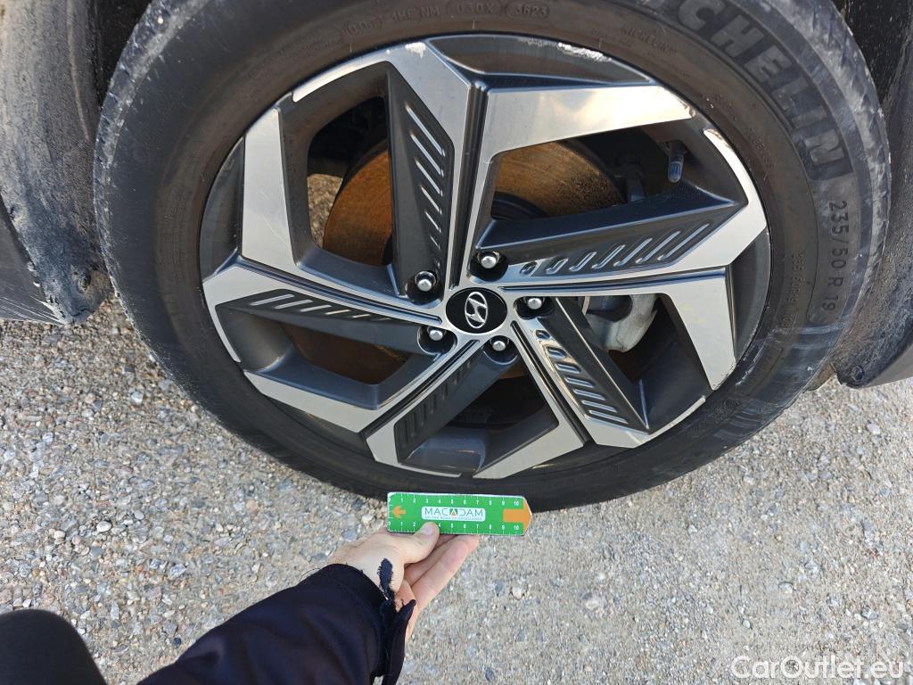  Hyundai  Tucson HYUNDAI  / 2020 / 5P / todoterreno 1.6 TGDI PHEV 195kW Tecno Sky Auto 4x4 #11