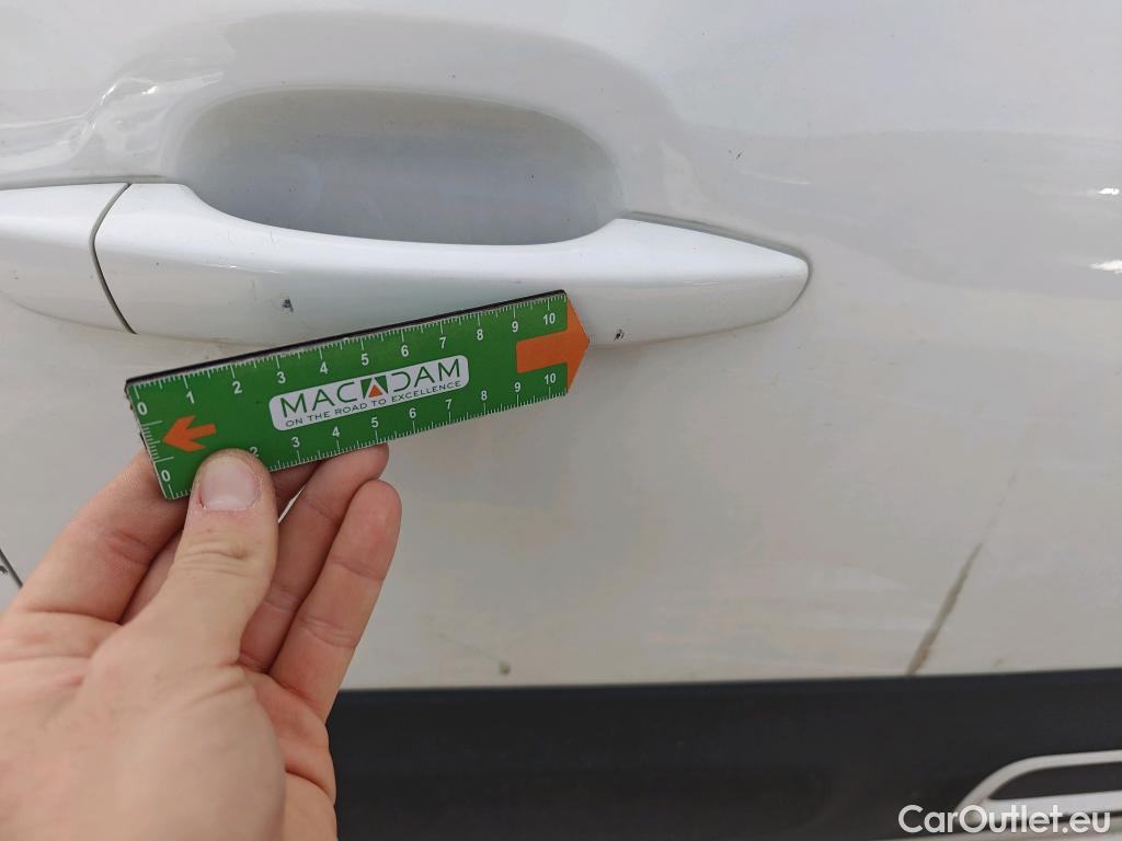  Citroen  C3 CITROEN  / 2020 / 5P / berlina con portón BlueHDi 75KW (100CV) S&S Feel Pack #33