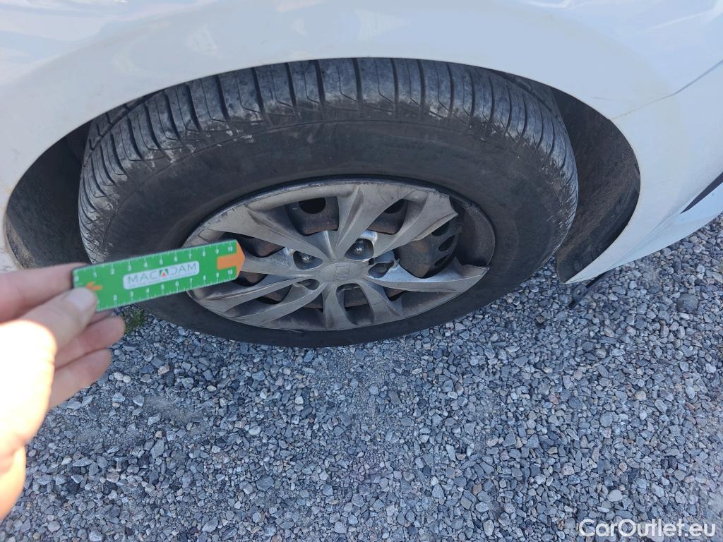  KIA  Cee'd KIA Ceed / 2018 / 5P / berlina con portón 1.0 T-GDi 88kW (120CV) Concept #35