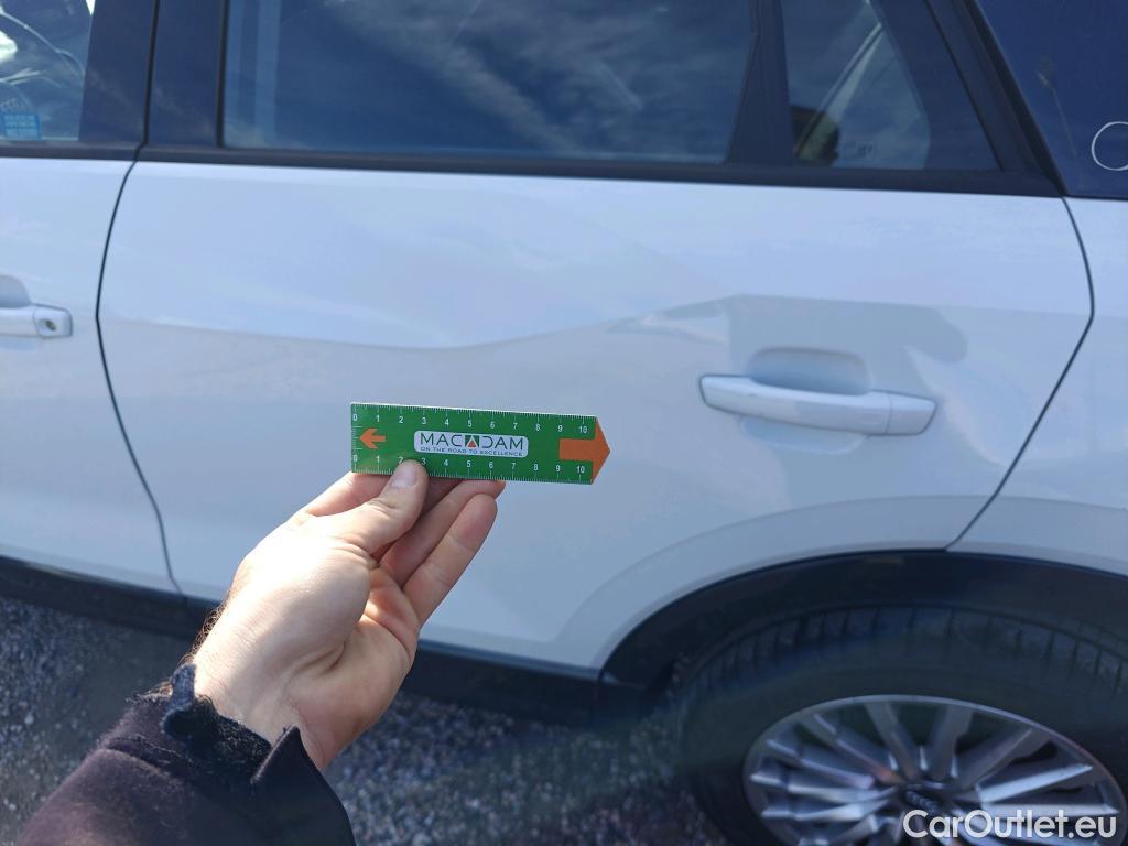  Audi  Q2 AUDI  / 2016 / 5P / todoterreno Design 30 TFSI 85kW (116CV) #22