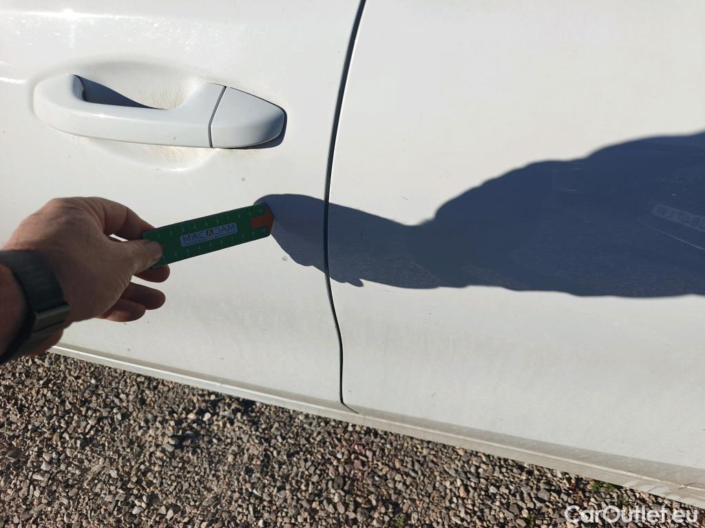  KIA  Cee'd KIA Ceed / 2018 / 5P / berlina con portón 1.0 T-GDi 88kW (120CV) Concept #15