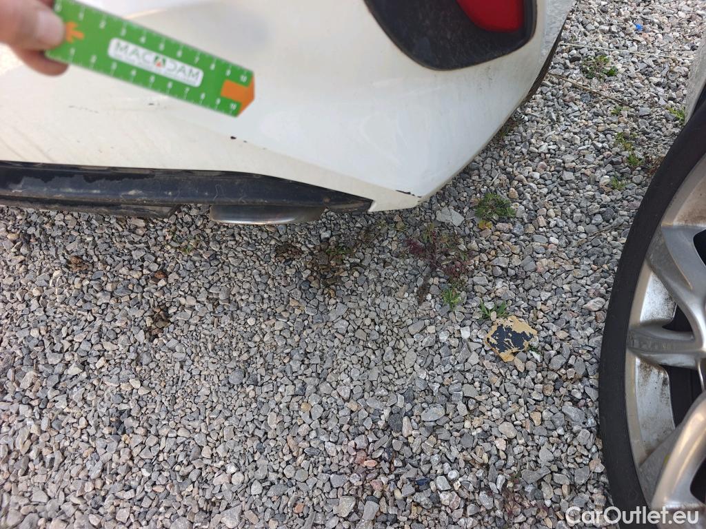  KIA  Cee'd KIA Ceed / 2018 / 5P / berlina con portón 1.0 T-GDi 88kW (120CV) Concept #32