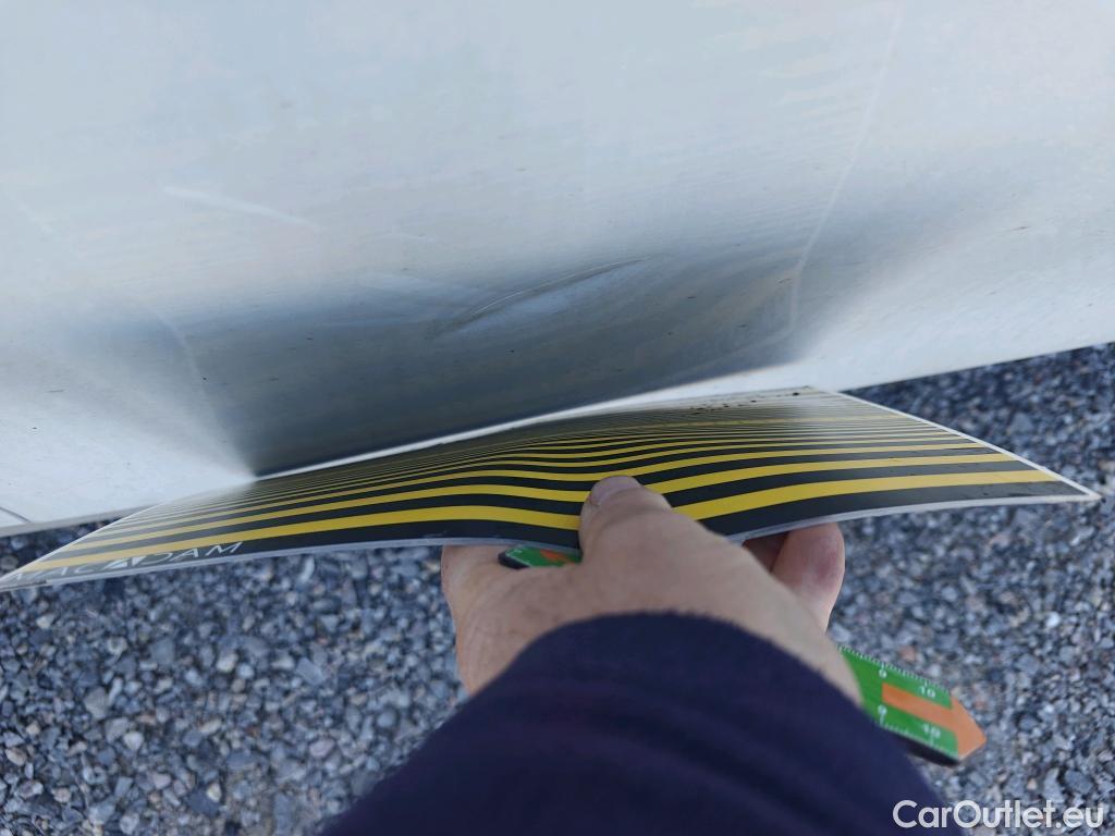  KIA  Cee'd KIA Ceed / 2018 / 5P / berlina con portón 1.0 T-GDi 88kW (120CV) Concept #6