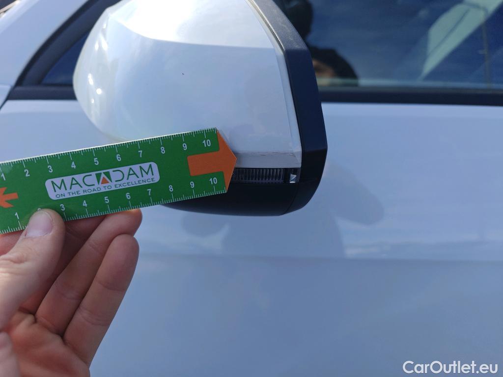  Audi  Q2 AUDI  / 2016 / 5P / todoterreno Design 30 TFSI 85kW (116CV) #19