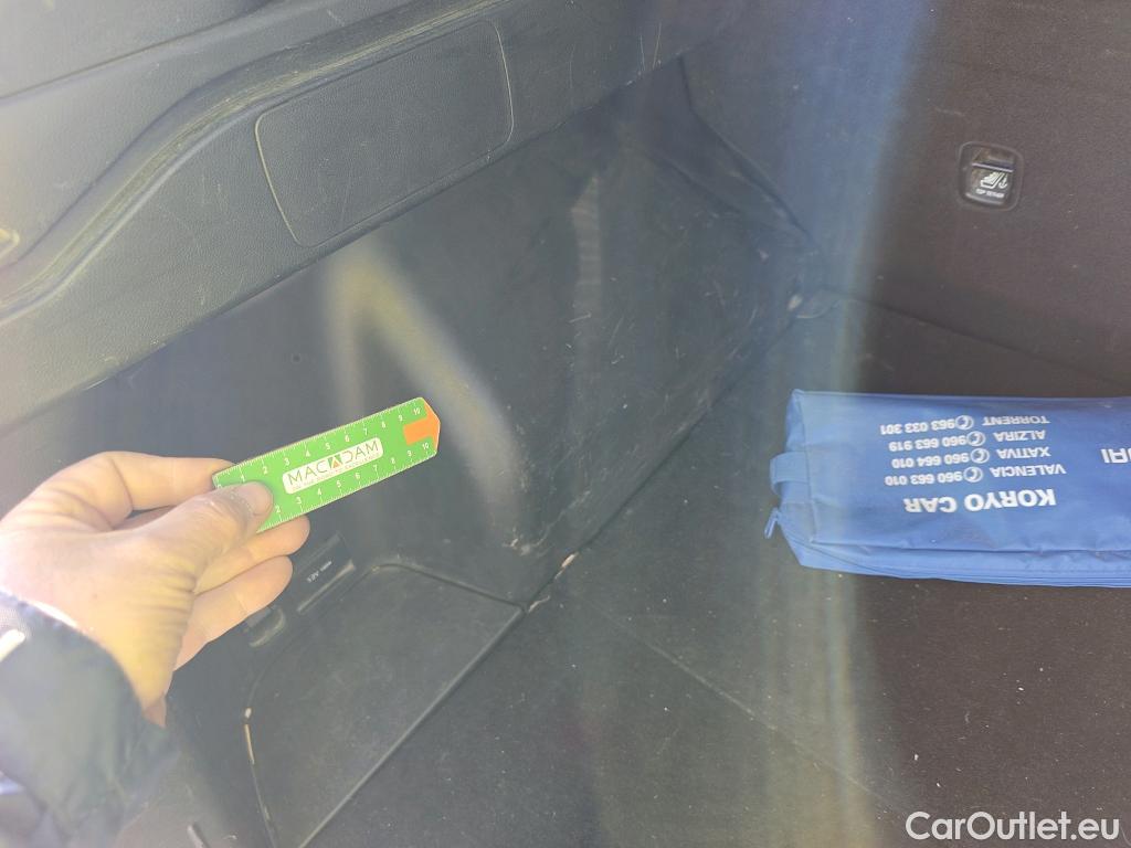  Hyundai  Tucson HYUNDAI  / 2020 / 5P / todoterreno 1.6 CRDI 85kW (115CV) Maxx #3