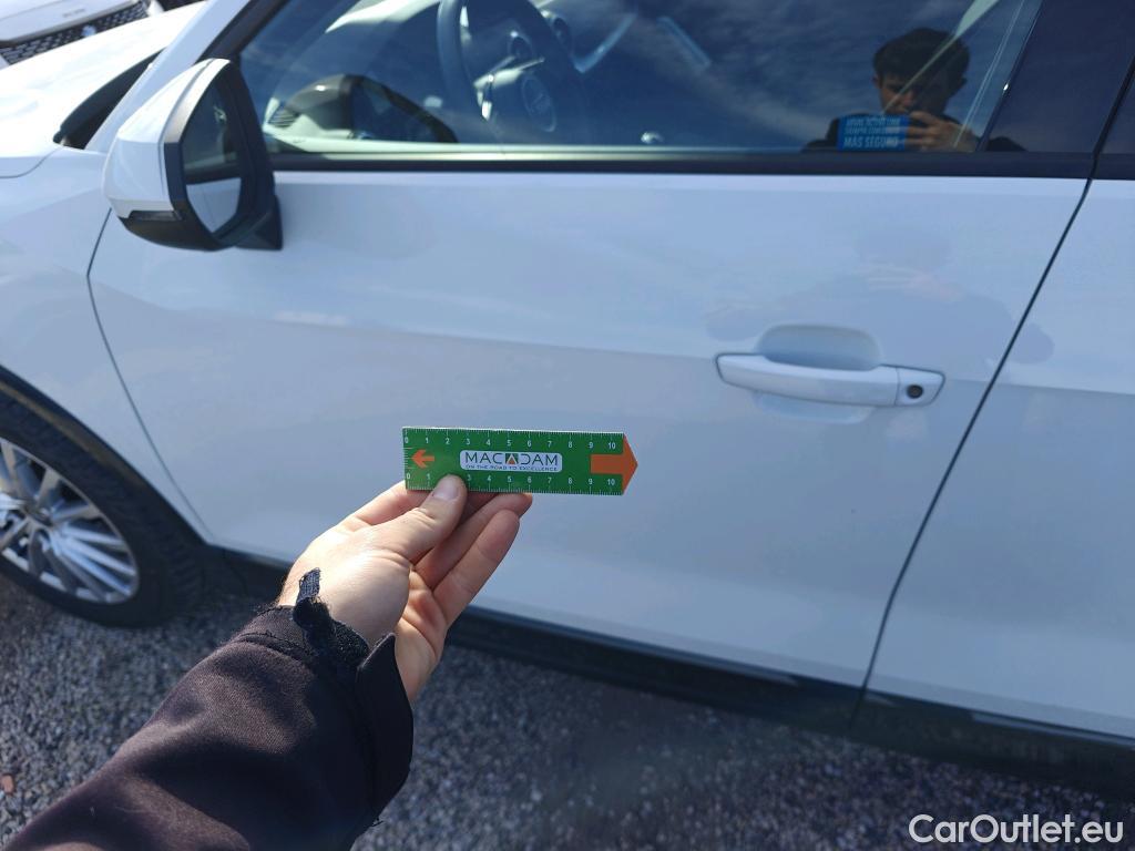  Audi  Q2 AUDI  / 2016 / 5P / todoterreno Design 30 TFSI 85kW (116CV) #20