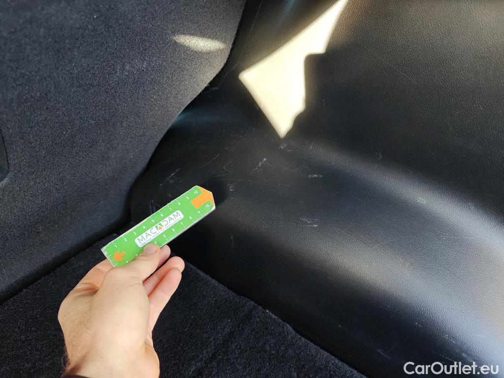  Hyundai  Tucson HYUNDAI  / 2020 / 5P / todoterreno 1.6 TGDI PHEV 195kW Tecno Sky Auto 4x4 #57