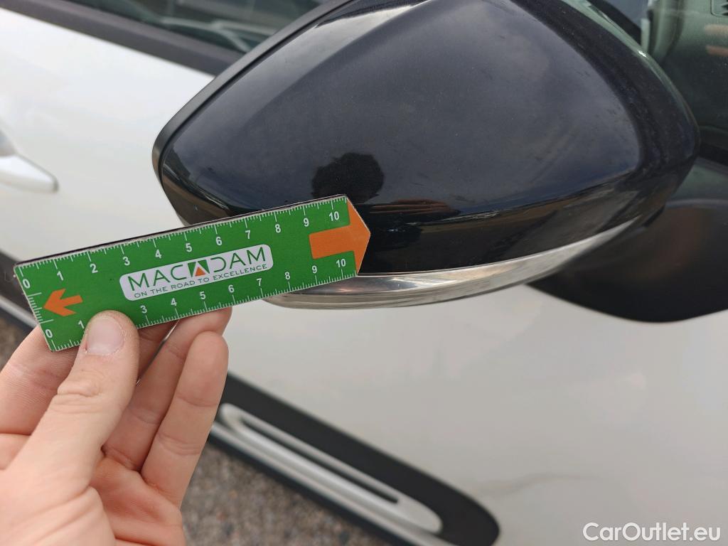  Citroen  C3 CITROEN  / 2020 / 5P / berlina con portón BlueHDi 75KW (100CV) S&S Feel Pack #28