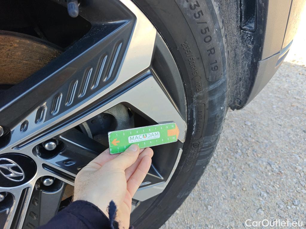  Hyundai  Tucson HYUNDAI  / 2020 / 5P / todoterreno 1.6 TGDI PHEV 195kW Tecno Sky Auto 4x4 #13