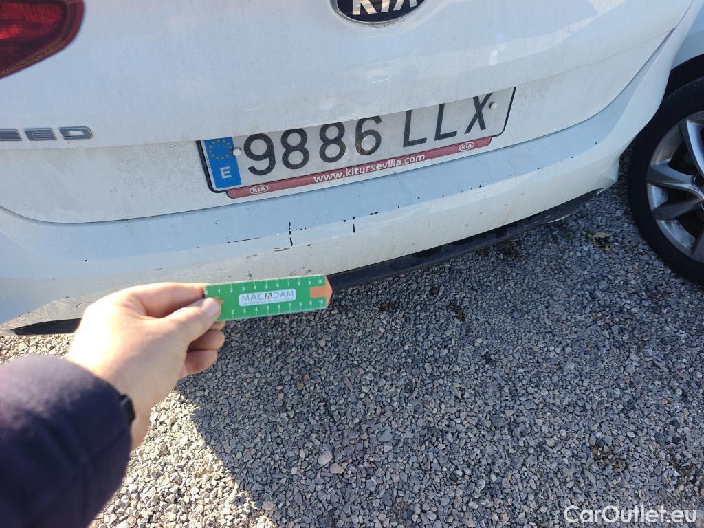  KIA  Cee'd KIA Ceed / 2018 / 5P / berlina con portón 1.0 T-GDi 88kW (120CV) Concept #28