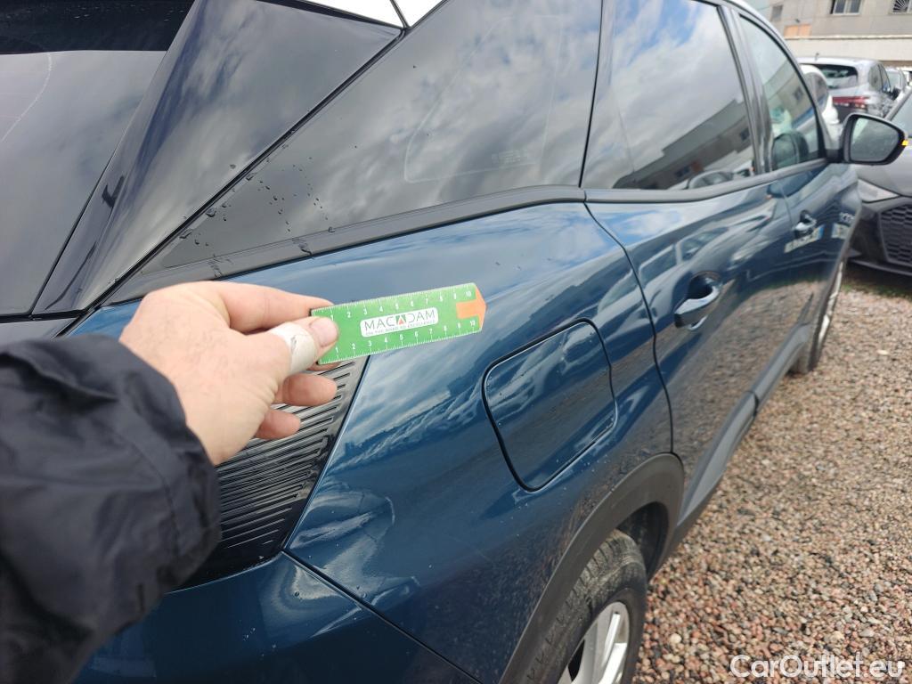  Peugeot  3008 PEUGEOT  / 2020 / 5P / todoterreno 1.5 BlueHDi 96kW Active Pack EAT8 #1