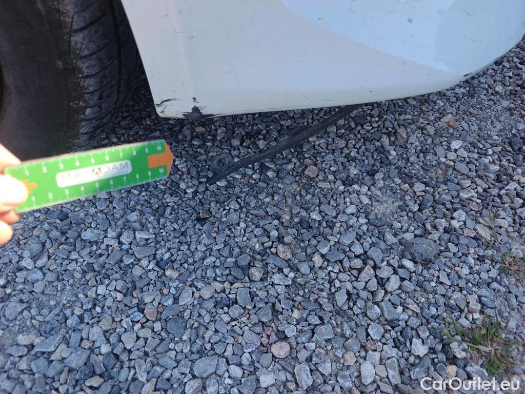  KIA  Cee'd KIA Ceed / 2018 / 5P / berlina con portón 1.0 T-GDi 88kW (120CV) Concept #38