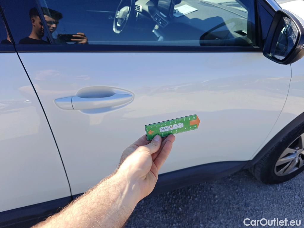  Peugeot  5008 PEUGEOT  / 2020 / 5P / todoterreno 1.2 PureTech 96KW S&S Active Pack EAT8 #12