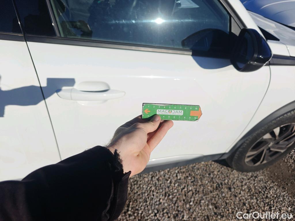  Peugeot  2008 PEUGEOT  / 2019 / 5P / todoterreno Allure BlueHDI 81kW (110CV) #11