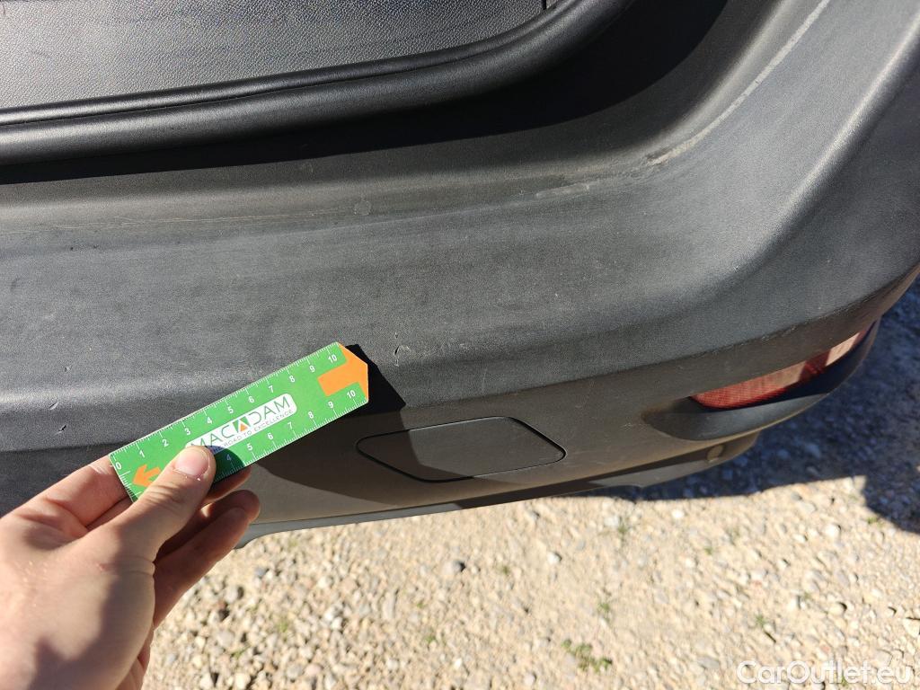  Peugeot  5008 PEUGEOT  / 2020 / 5P / todoterreno 1.2 PureTech 96KW S&S Active Pack EAT8 #47