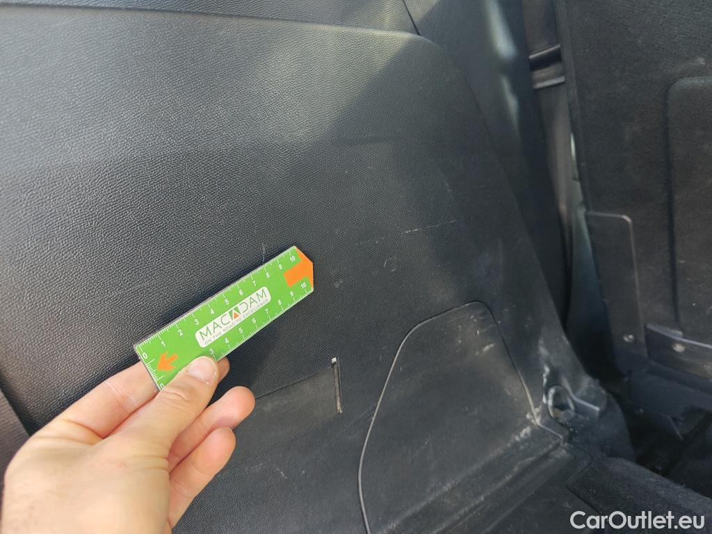  Peugeot  5008 PEUGEOT  / 2020 / 5P / todoterreno 1.2 PureTech 96KW S&S Active Pack EAT8 #40