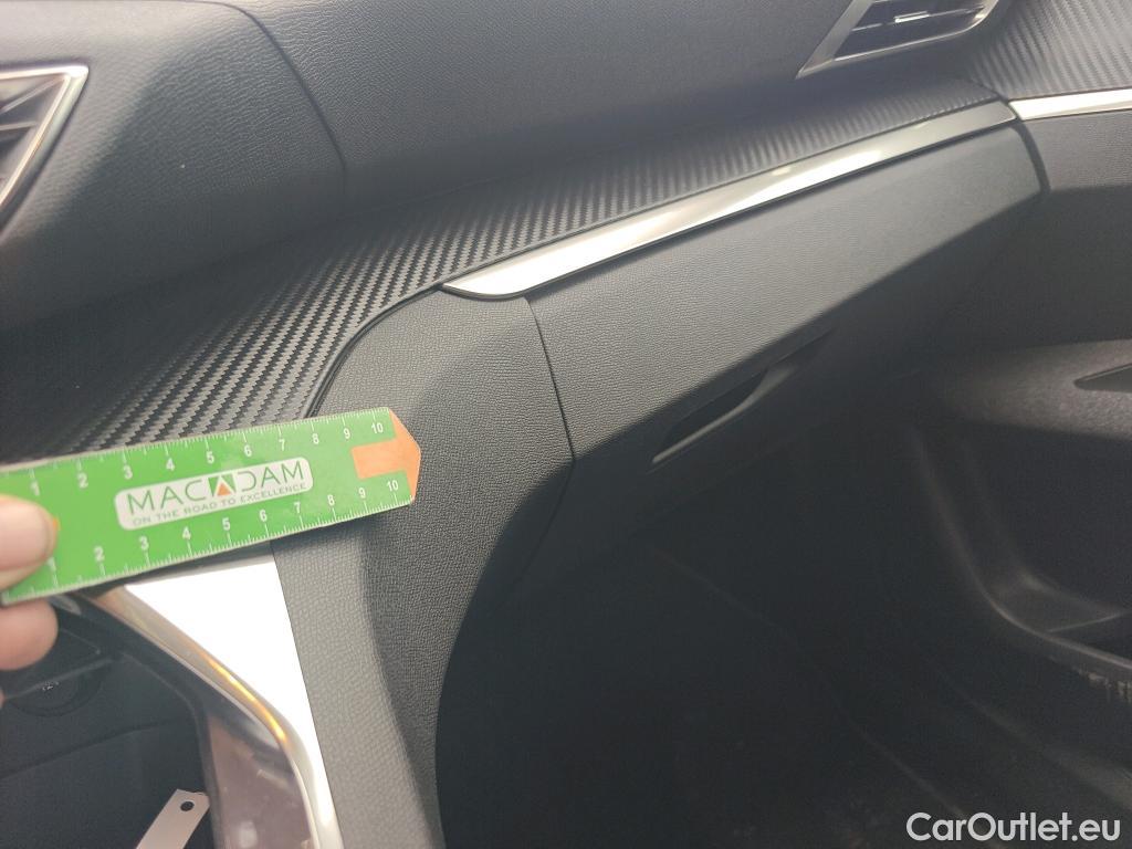  Peugeot  3008 PEUGEOT  / 2020 / 5P / todoterreno 1.5 BlueHDi 96kW Active Pack EAT8 #23