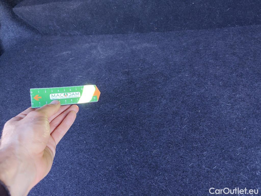  Land Rover  Discovery NISSAN QASHQAI / 2024 / 5P / todoterreno DIG-T 103kW (140CV) mHEV 4x2 Acenta #5