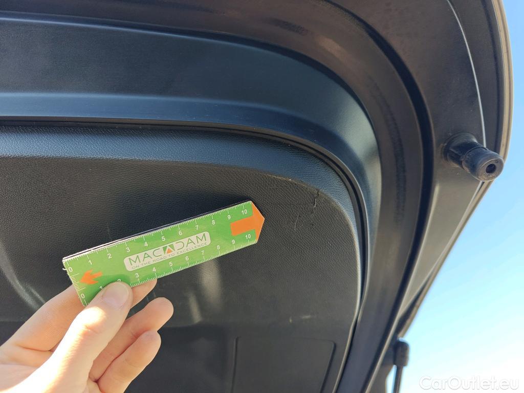  Peugeot  5008 PEUGEOT  / 2020 / 5P / todoterreno 1.2 PureTech 96KW S&S Active Pack EAT8 #33