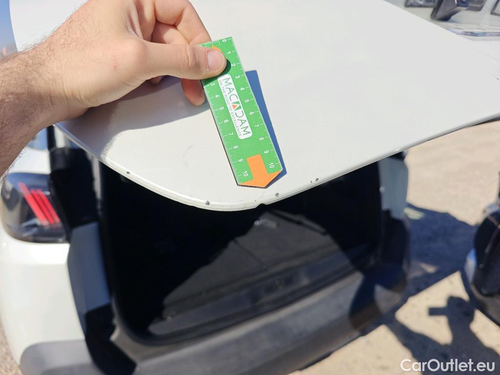  Peugeot  5008 PEUGEOT  / 2020 / 5P / todoterreno 1.2 PureTech 96KW S&S Active Pack EAT8 #11