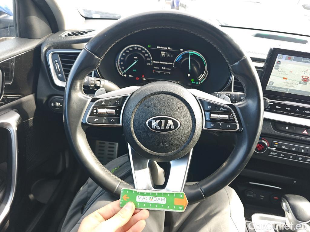  KIA  XCeed KIA  / 2019 / 5P / todoterreno 1.6 GDi PHEV 104kW (141CV) eTech #39