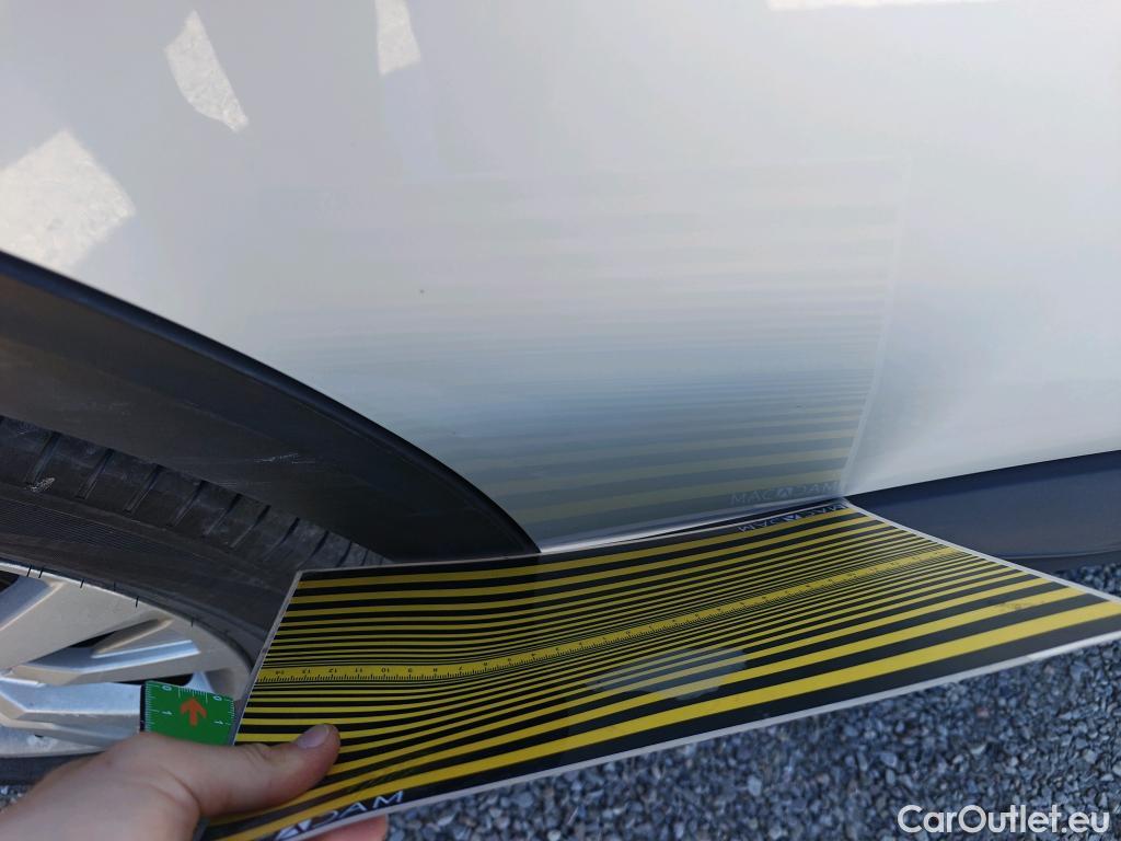  Peugeot  5008 PEUGEOT  / 2020 / 5P / todoterreno 1.2 PureTech 96KW S&S Active Pack EAT8 #22