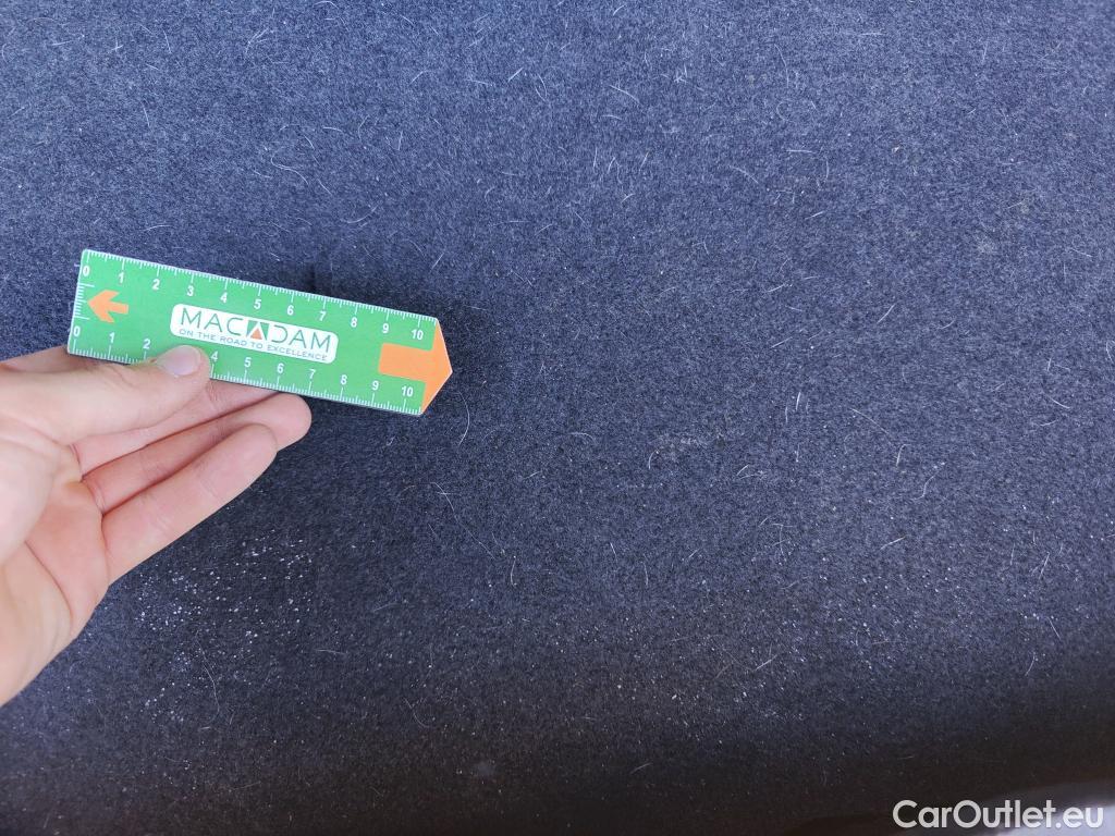  Land Rover  Discovery NISSAN QASHQAI / 2024 / 5P / todoterreno DIG-T 103kW (140CV) mHEV 4x2 Acenta #4