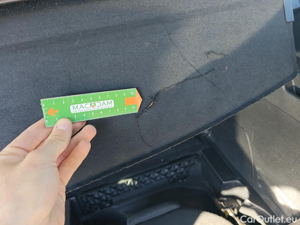  Peugeot  5008 PEUGEOT  / 2020 / 5P / todoterreno 1.2 PureTech 96KW S&S Active Pack EAT8 #2