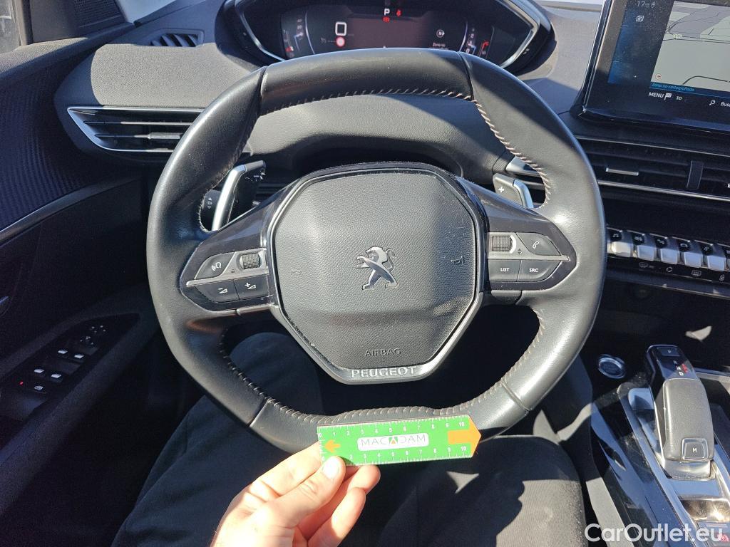  Peugeot  5008 PEUGEOT  / 2020 / 5P / todoterreno 1.2 PureTech 96KW S&S Active Pack EAT8 #43