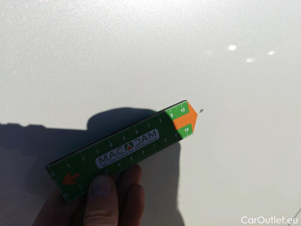  Land Rover  Discovery NISSAN QASHQAI / 2024 / 5P / todoterreno DIG-T 103kW (140CV) mHEV 4x2 Acenta #16