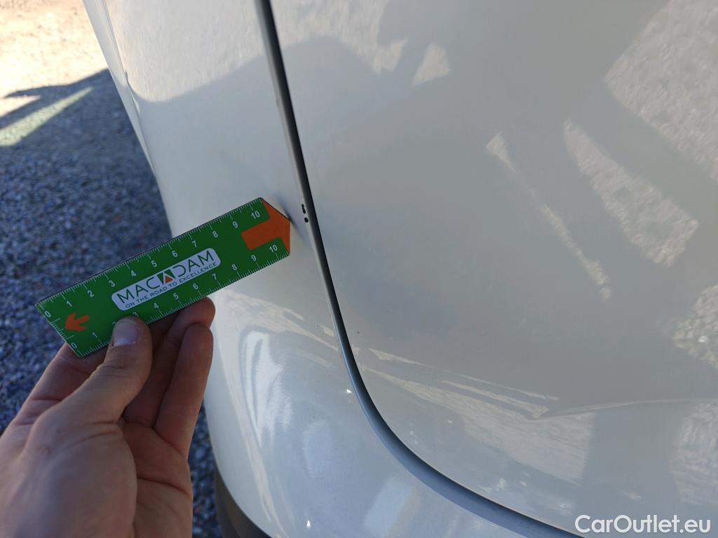  Land Rover  Discovery NISSAN QASHQAI / 2024 / 5P / todoterreno DIG-T 103kW (140CV) mHEV 4x2 Acenta #21