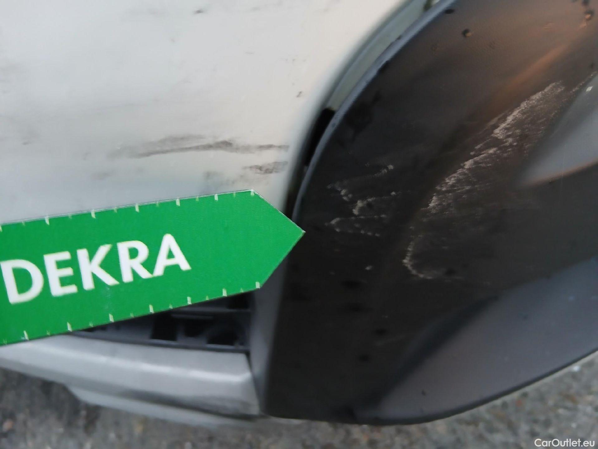  Citroen  Berlingo CITROEN  / 2015 / 4P / combi Multispace LIVE Edit.BlueHDi 74KW (100CV (AC) #10