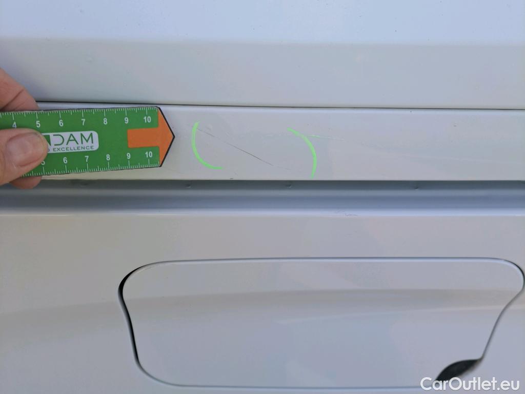  Citroen  Berlingo CITROEN  / 2018 / 5P / monovolumen compacto Talla M BlueHDi 100 S&S FEEL #31