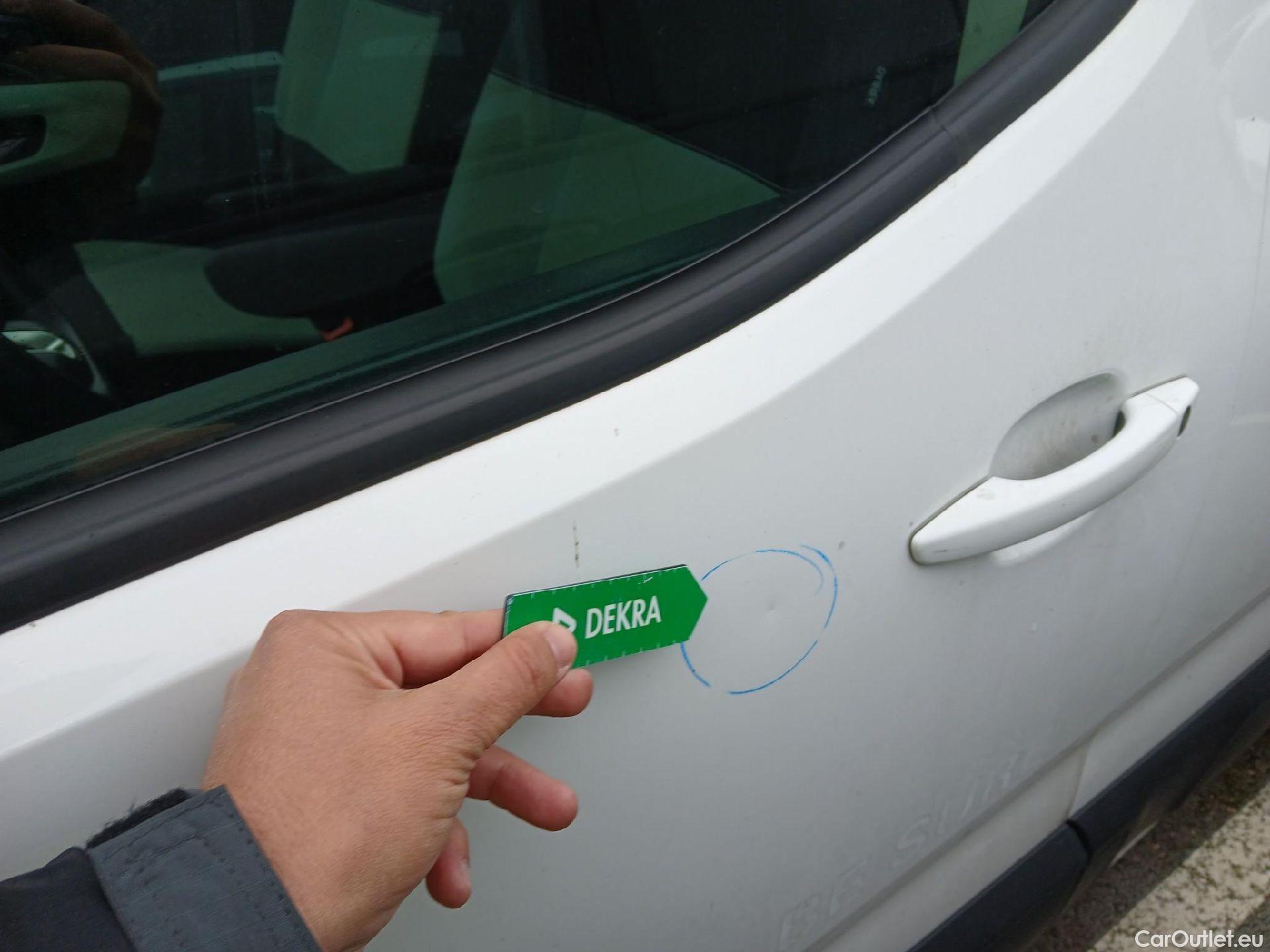  Citroen  Berlingo CITROEN  / 2018 / 5P / monovolumen compacto Talla M BlueHDi 100 S&S FEEL #18