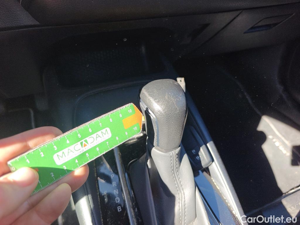  Toyota  Corolla TOYOTA  / 2019 / 5P / familiar 1.8 125H ACTIVE TECH E-CVT TOU SPORT #14