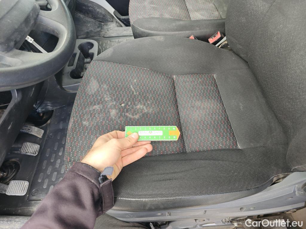  Citroen  Jumper CITROEN  / 2014 / 4P / furgón BlueHDi 88KW (120CV) Furgón 35L3H2 #90