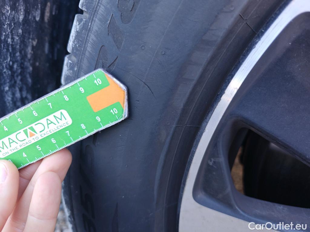  Volvo  XC 40 VOLVO XC40 / 2017 / 5P / todoterreno 1.5 T5 Twin Recharge Inscription Ex Auto #6